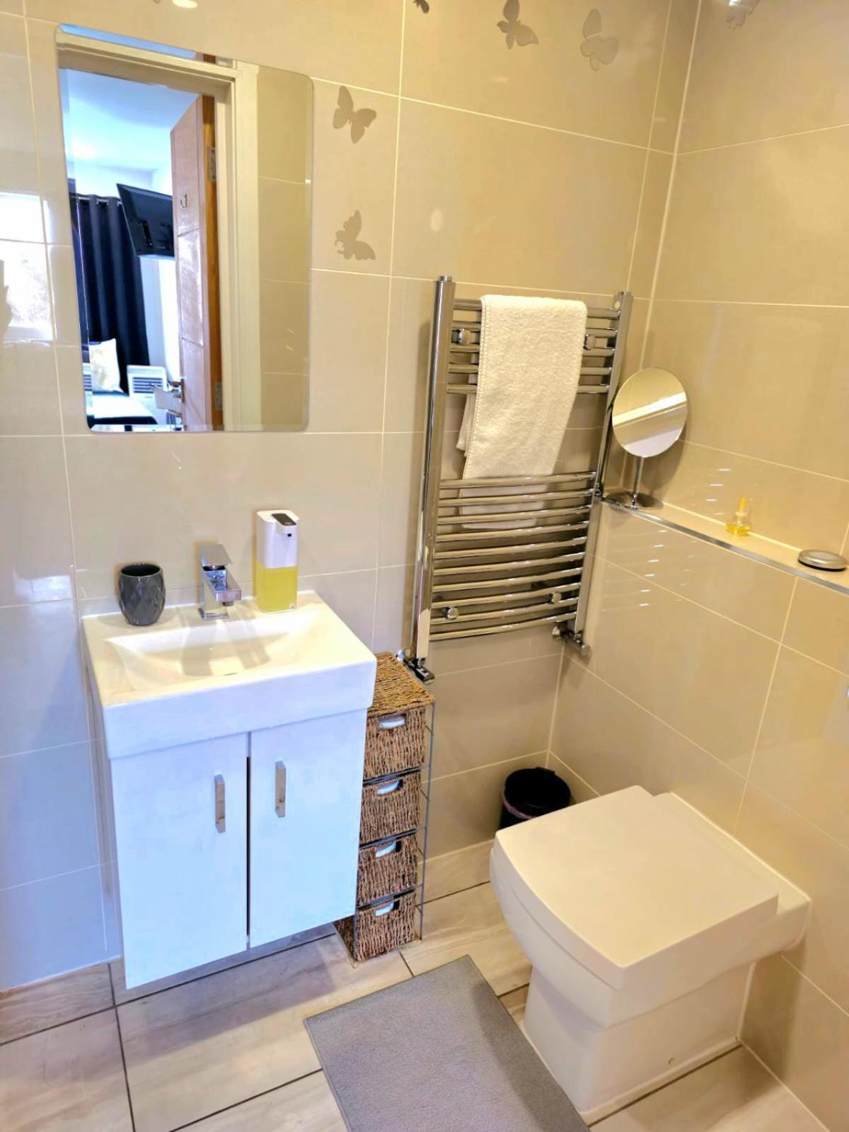 Penelope Ensuite Double Room لندن المظهر الخارجي الصورة