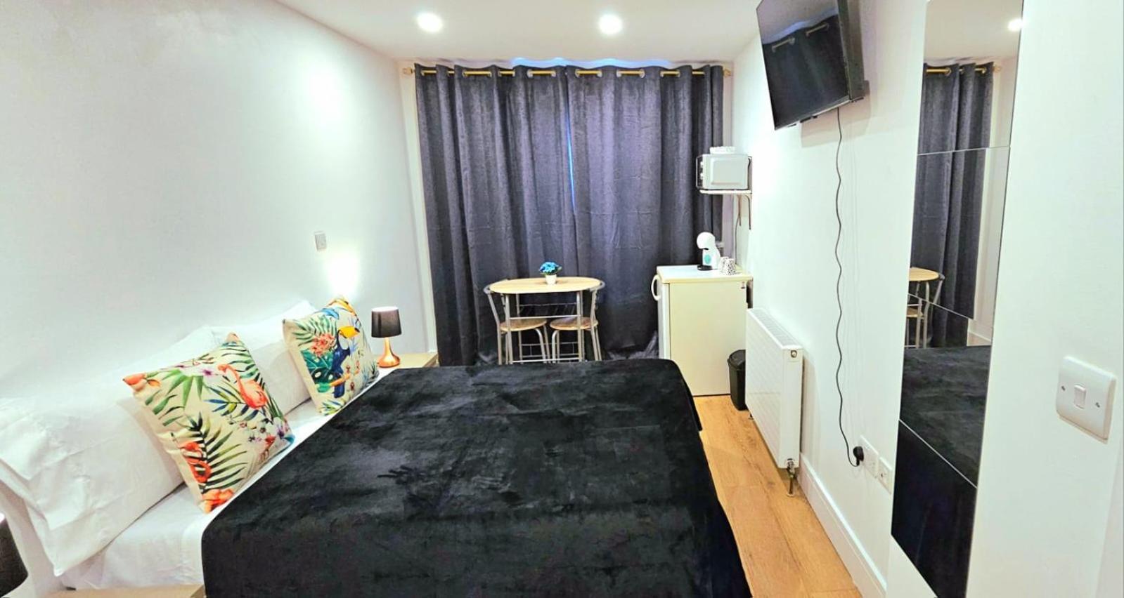 Penelope Ensuite Double Room لندن المظهر الخارجي الصورة